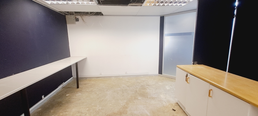 To Let commercial Property for Rent in Bo Oakdale Western Cape